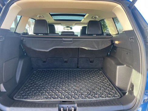 Used 2017 Ford Escape Titanium w/ Canadian Touring Package image 13