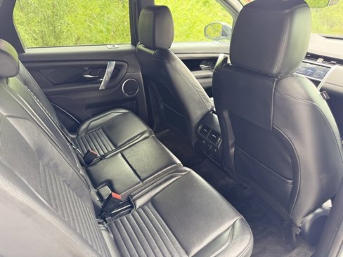 Used 2021 Land Rover Discovery Sport S image 22