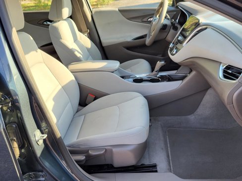 Used 2020 Chevrolet Malibu LT image 10