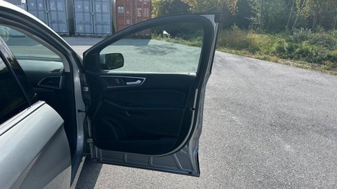 Used 2023 Ford Edge SEL image 43