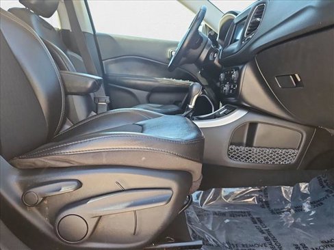 Used 2019 Jeep Compass Latitude w/ Popular Equipment Group image 20