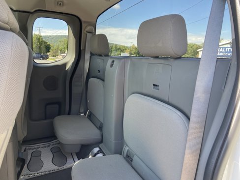 Used 2019 Nissan Frontier S image 23