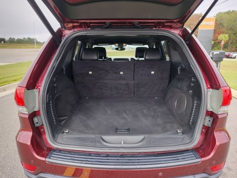 Used 2019 Jeep Grand Cherokee Laredo w/ Laredo X Package image 33
