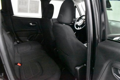 Used 2022 Jeep Renegade Latitude w/ Convenience Group image 17