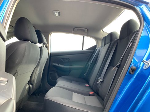 Used 2024 Nissan Sentra SV image 23