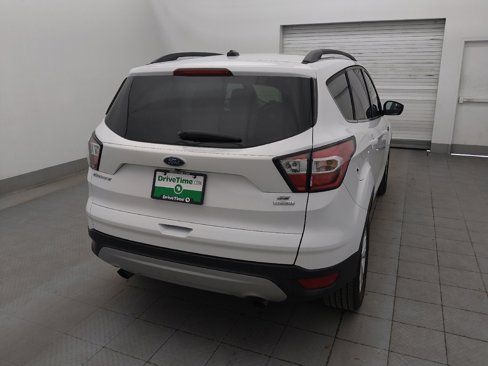 Used 2018 Ford Escape SE image 7