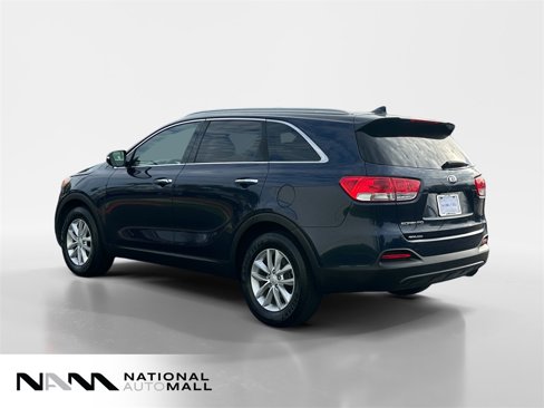 Used 2018 Kia Sorento L image 3