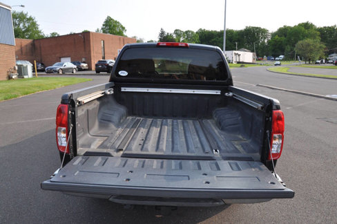 Used 2005 Nissan Frontier SE w/ (P01) Power Pkg image 12