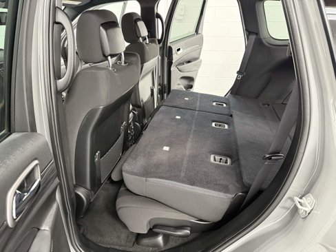 Used 2021 Jeep Grand Cherokee Freedom Edition image 17