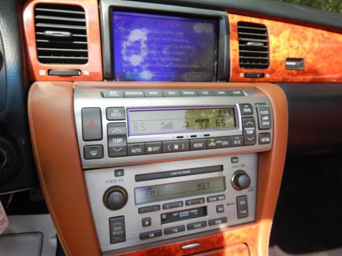 Used 2004 Lexus SC 430 Convertible image 24