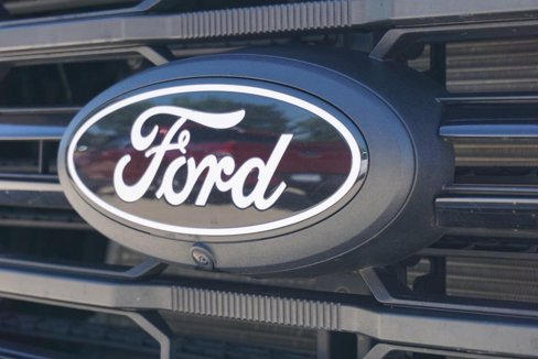 Used 2024 Ford F150 XLT w/ XLT Black Appearance Package image 11