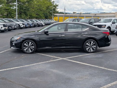 Used 2022 Nissan Altima 2.5 SV image 5
