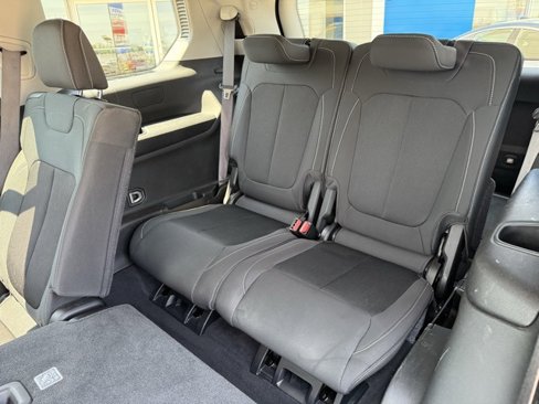 Used 2023 Jeep Grand Cherokee L Laredo image 33