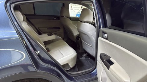 Used 2017 Kia Sportage LX image 16
