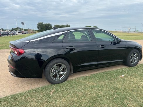 Used 2022 Kia K5 LXS image 5