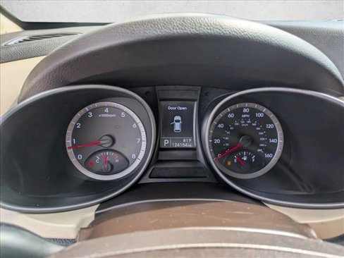 Used 2016 Hyundai Santa Fe Sport image 10