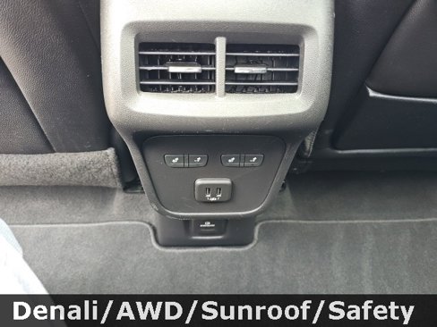 Used 2019 GMC Terrain Denali image 27