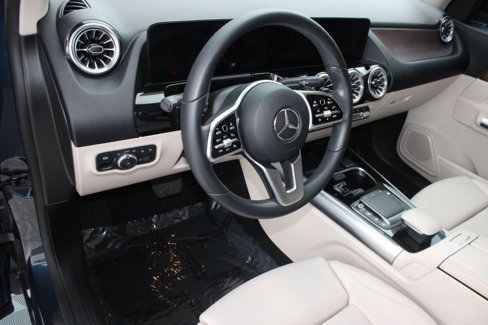 Used 2023 Mercedes-Benz GLA 250 image 4