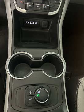 Used 2022 GMC Terrain SLE image 27