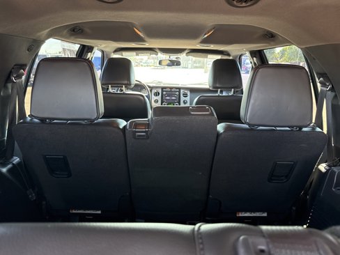 Used 2013 Ford Expedition Limited image 30