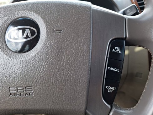 Used 2004 Kia Sorento 4WD image 14