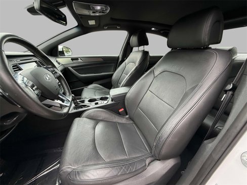 Used 2017 Hyundai Sonata Limited 2.0T image 2