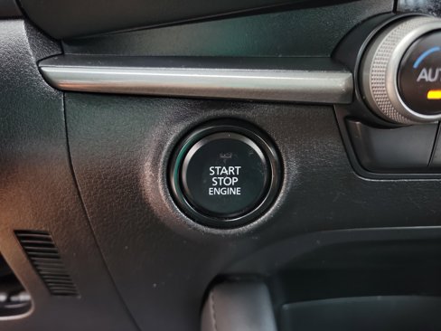 Used 2021 MAZDA MAZDA3 s image 14