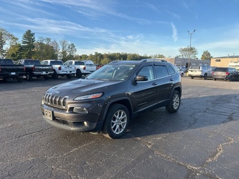 Used 2015 Jeep Cherokee Latitude w/ Trailer Tow Group image 4