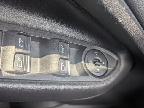Used 2017 Ford Escape Titanium image 20