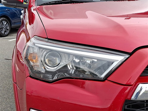 Used 2016 Toyota 4Runner Limited image 9