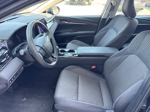 Used 2025 Toyota Camry LE image 22