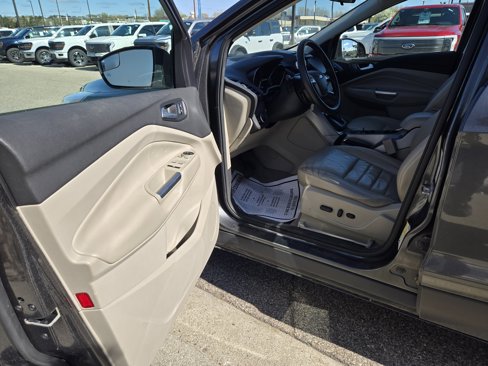 Used 2016 Ford Escape SE w/ SE Leather Comfort Package image 11