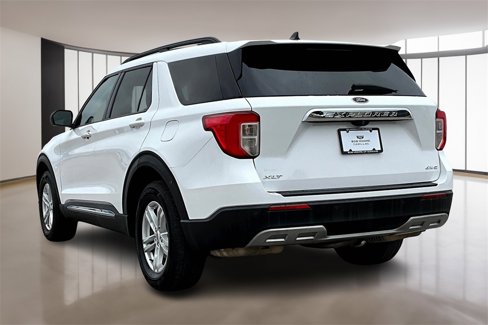 Used 2022 Ford Explorer XLT w/ Equipment Group 202A image 12