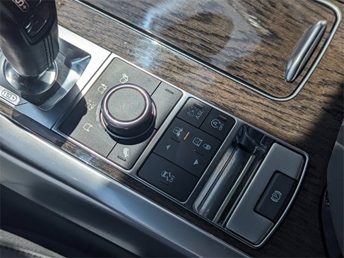 Used 2014 Land Rover Range Rover Sport HSE image 23