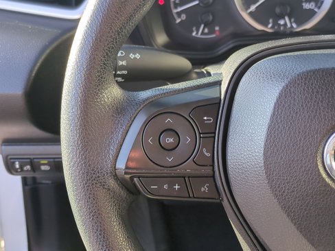 Used 2022 Toyota Corolla LE image 18