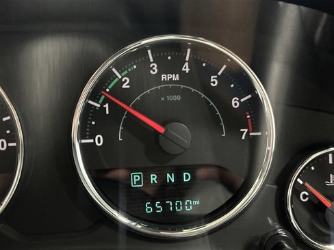 Used 2017 Jeep Wrangler Unlimited Sport image 27