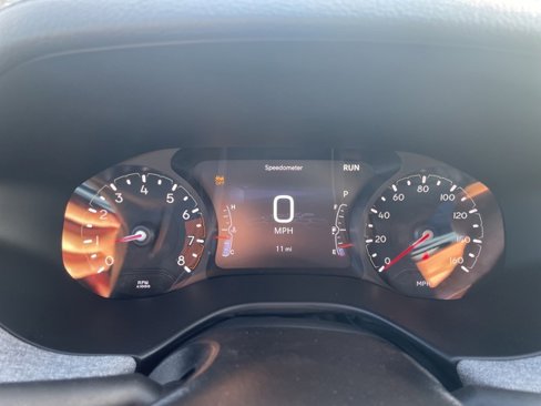 New 2025 Jeep Compass Sport image 25