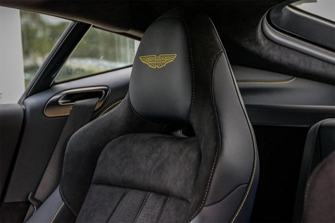 New 2025 Aston Martin V8 Vantage Coupe image 21