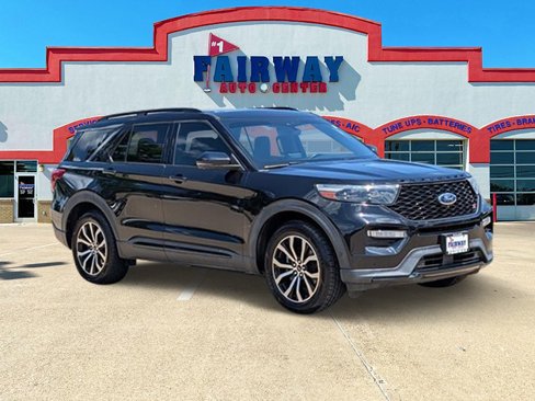 Used 2020 Ford Explorer ST w/ Premium Technology Package image 3