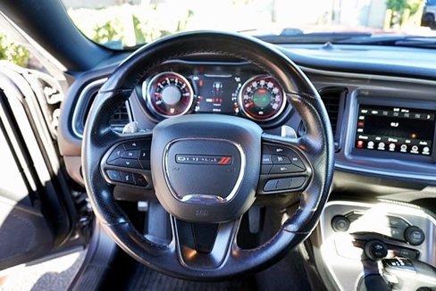Used 2022 Dodge Challenger GT image 19