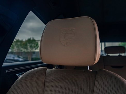 Used 2025 Porsche Macan image 33