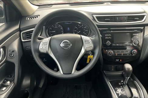 Used 2016 Nissan Rogue S image 5