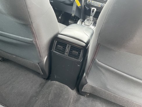 Used 2020 Nissan Rogue S image 19