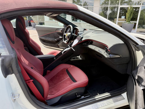 Used 2025 Ferrari Roma Spider image 23