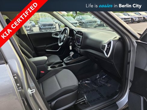 Certified 2023 Kia Soul LX image 11