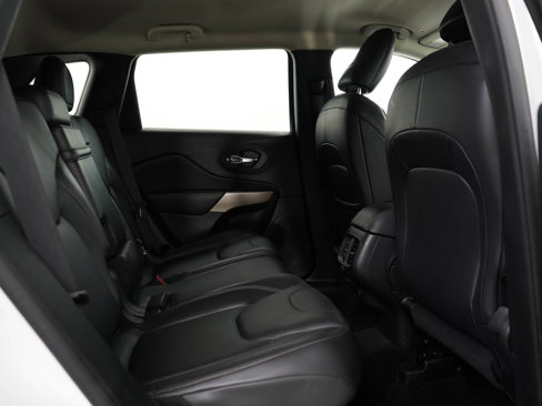 Used 2018 Jeep Cherokee Limited w/ Trailer Tow Group image 11