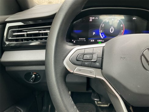 Used 2025 Volkswagen Jetta Sport image 25