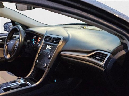 Used 2020 Ford Fusion S image 20