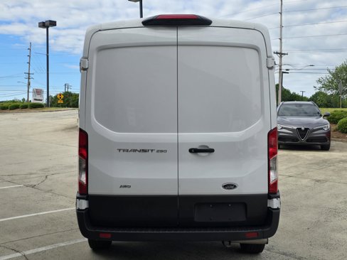 Used 2023 Ford Transit 250 Medium Roof AWD image 5
