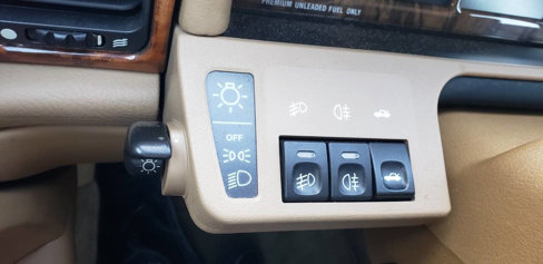 Used 1995 Jaguar XJ6 image 17